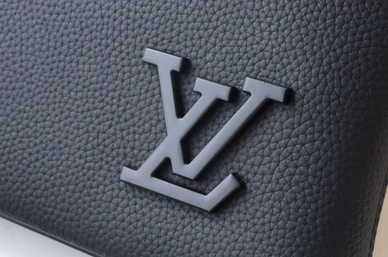 Louis Vuitton Clutch Bags